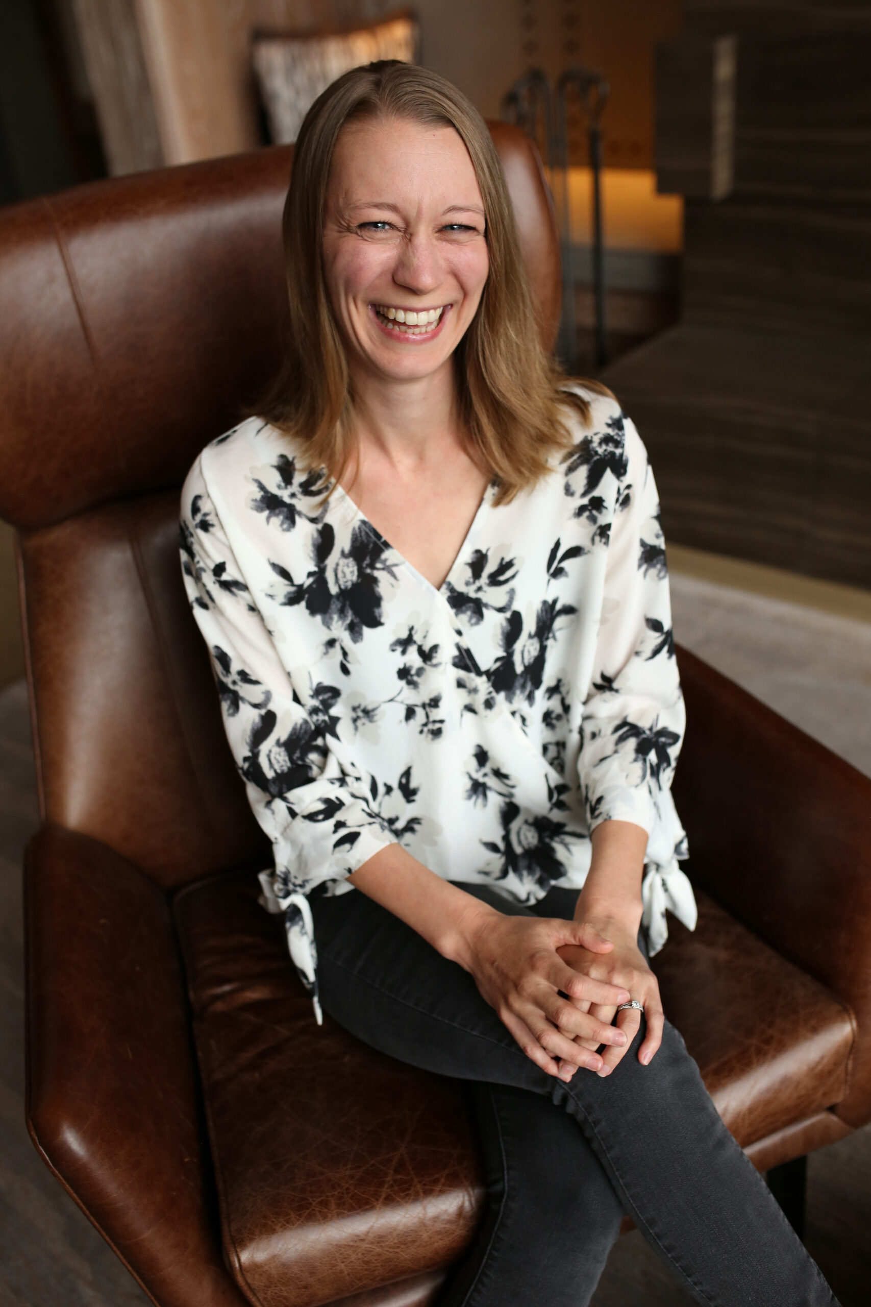 alyssa chavez endo belly endometriosis support