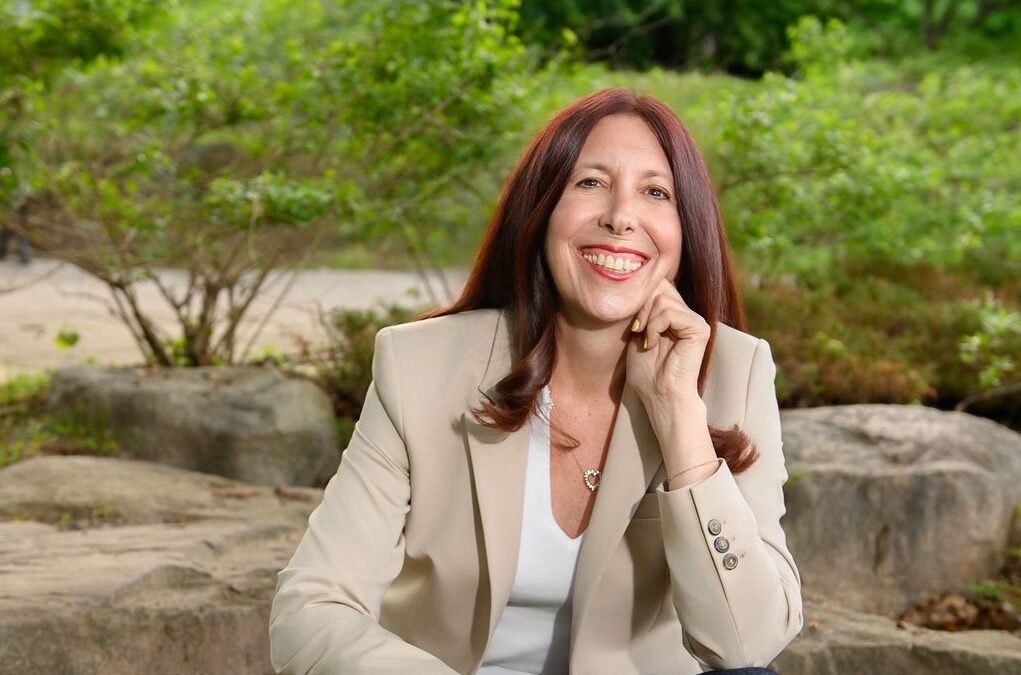 Ep. 106: Free from Chronic Pain Without Pills or Procedures w/ Laura Haraka